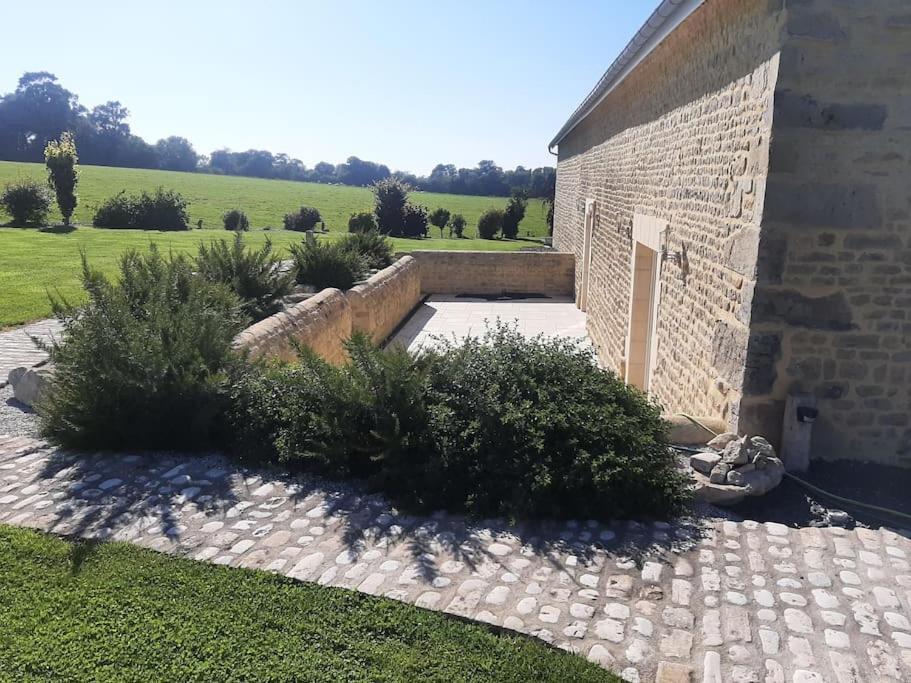 Les Gites Du Val Mandeville-en-Bessin Экстерьер фото
