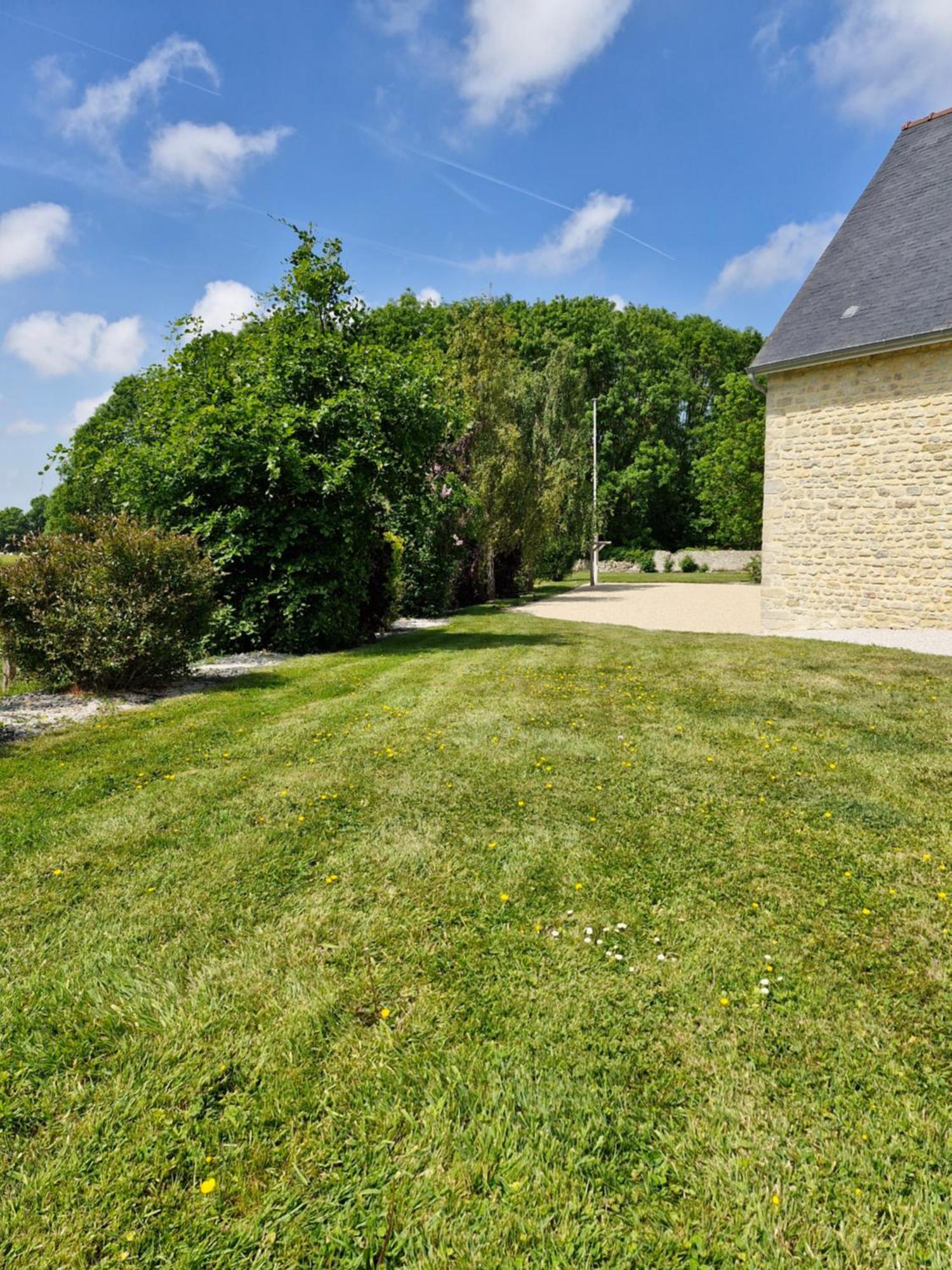 Les Gites Du Val Mandeville-en-Bessin Экстерьер фото