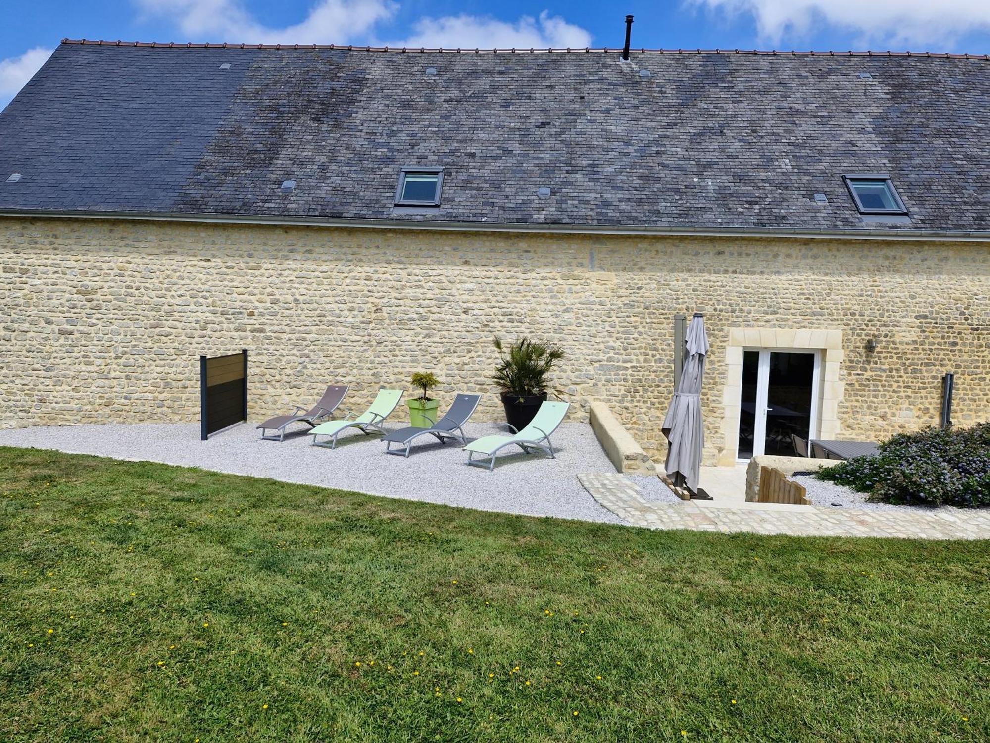 Les Gites Du Val Mandeville-en-Bessin Экстерьер фото