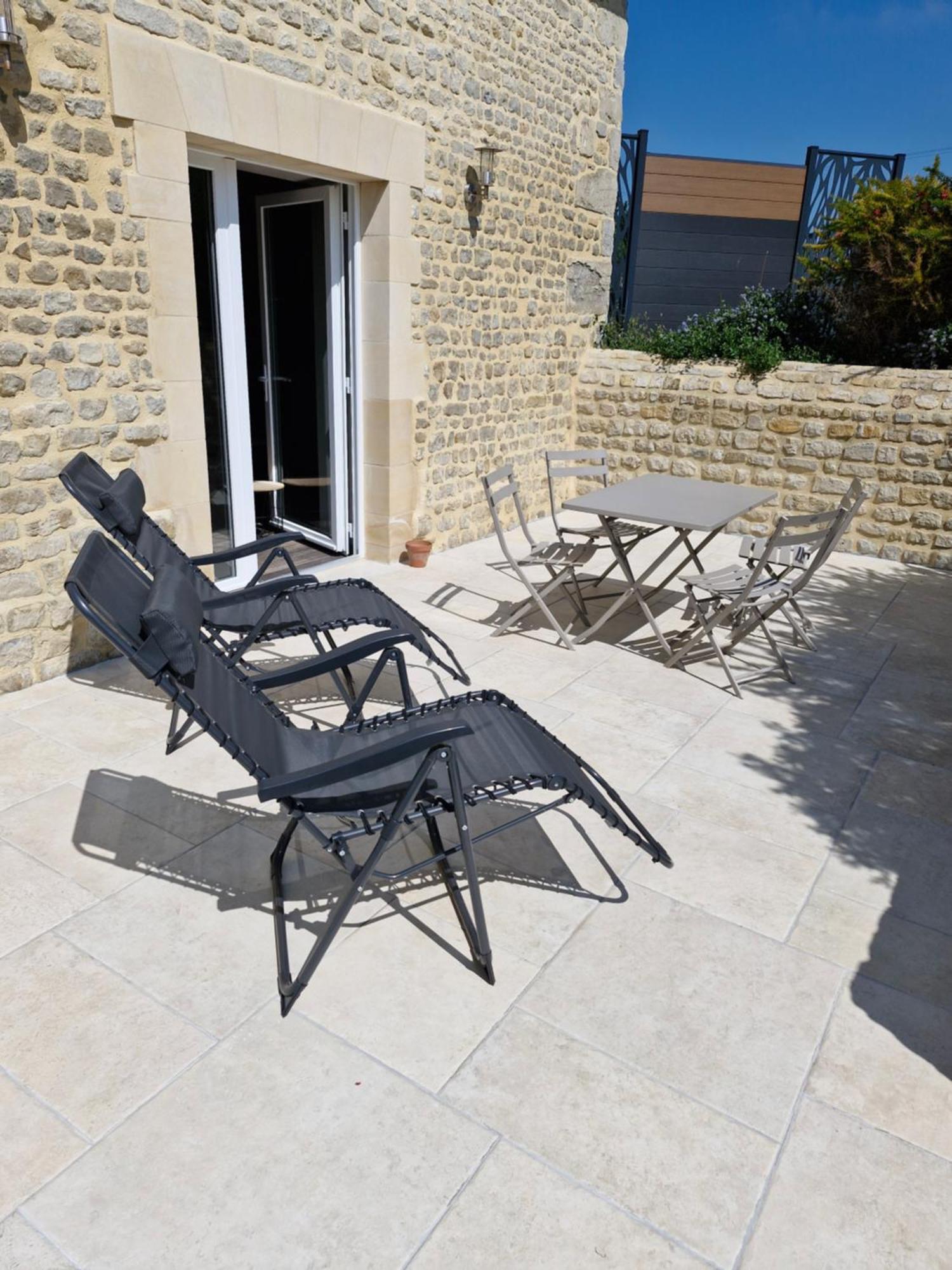Les Gites Du Val Mandeville-en-Bessin Номер фото