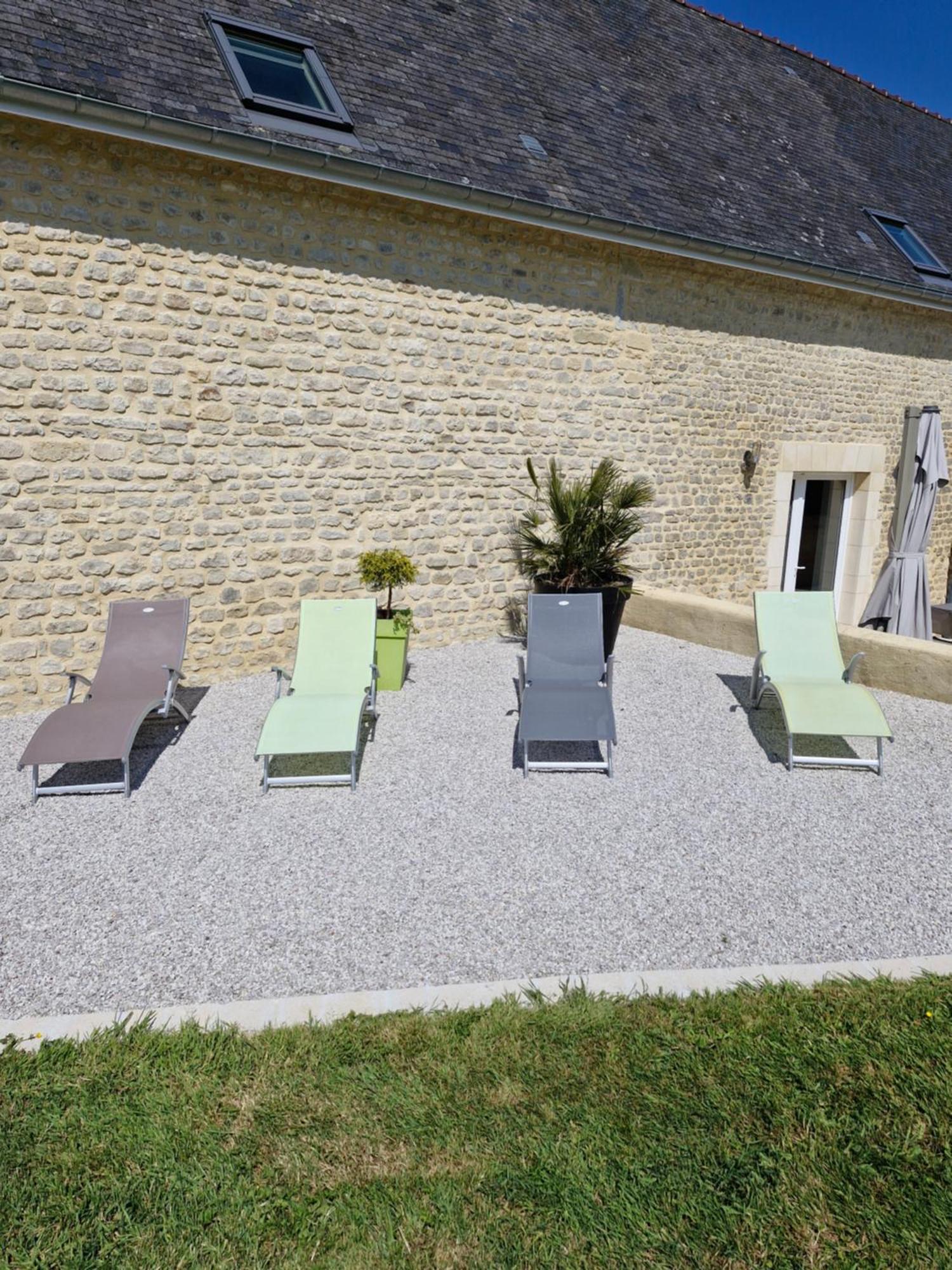 Les Gites Du Val Mandeville-en-Bessin Номер фото